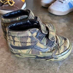 Camo Vans